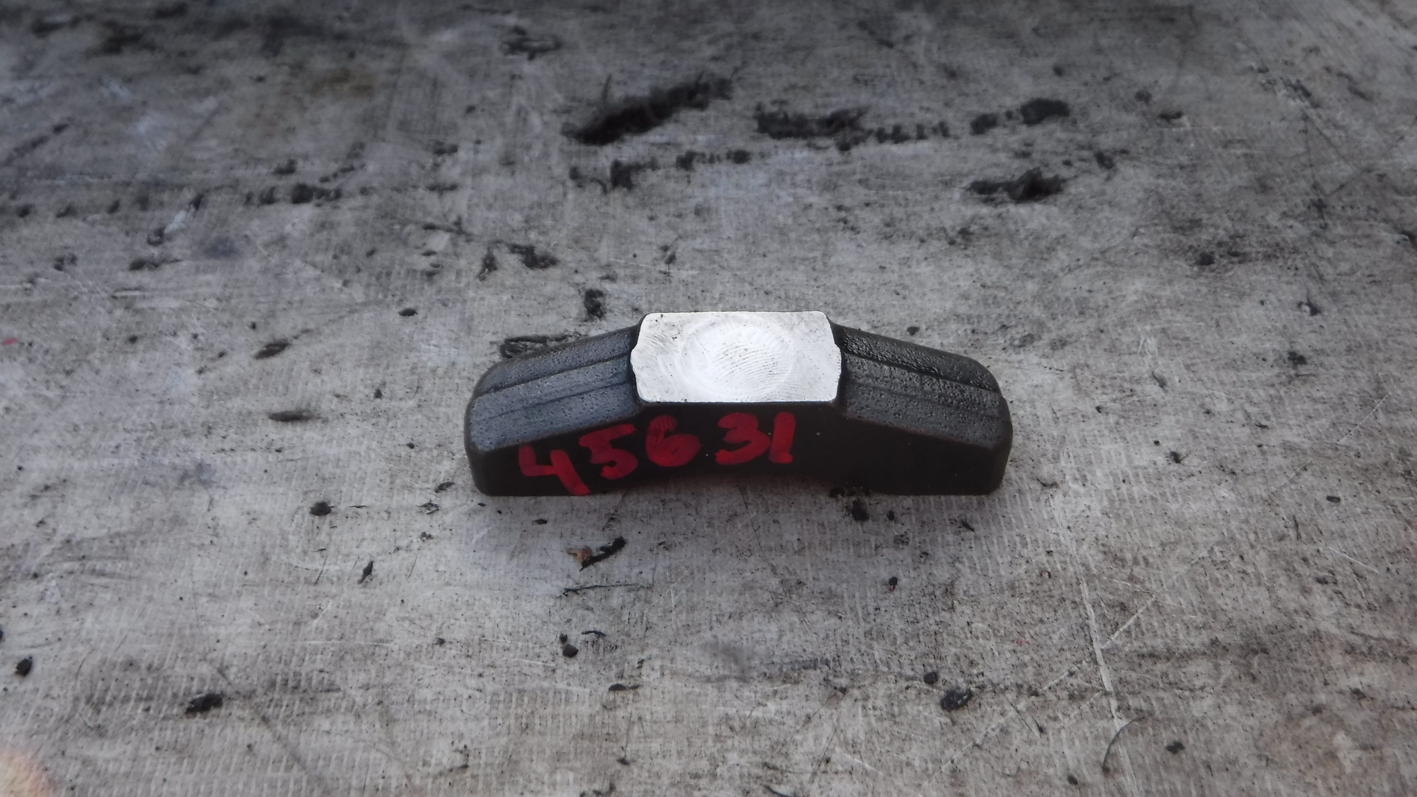 Коромысло клапана Мостик клапана 500388169 Ивеко Стреилс курсор 10 Iveco strails Cursor 10 2002